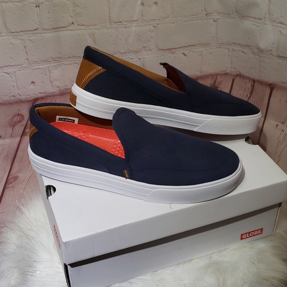 globe slip on shoes